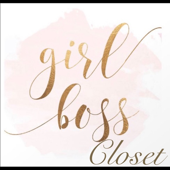 https://www.tiktok.com/@girlbosscloset1?_t=8oaiHu7lune&_r=1 - Picture 2 of 7